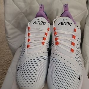 [DX2347-100] Mens Nike AIR MAX 270 NEW IN BOX SIZE 10.5